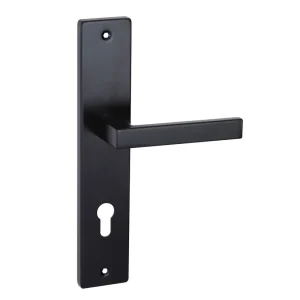 Serrure pour portes extérieures ou intérieures en bois